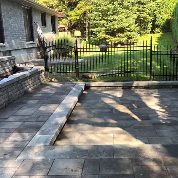 Groupes Exterra-muret-trottoir