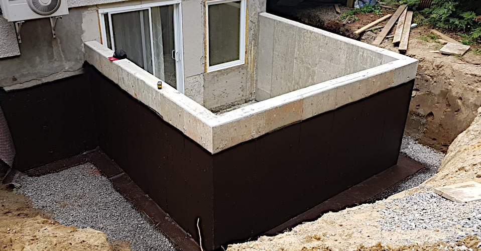 Exterra-beton-fondation-coffrage-excavation-laurentides